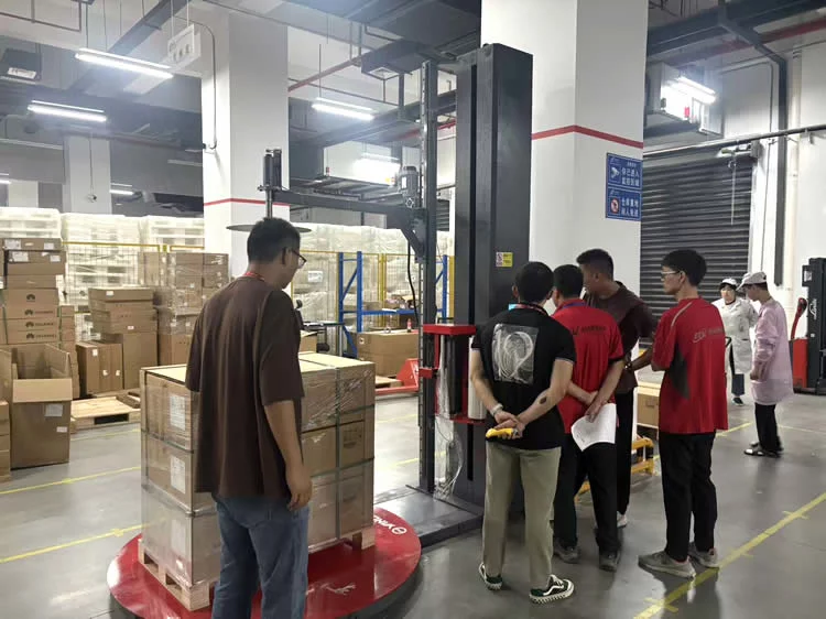 Yangtze top-pressing stretch wrapping machine helps Digital China create a new benchmark for intelligent logistics.